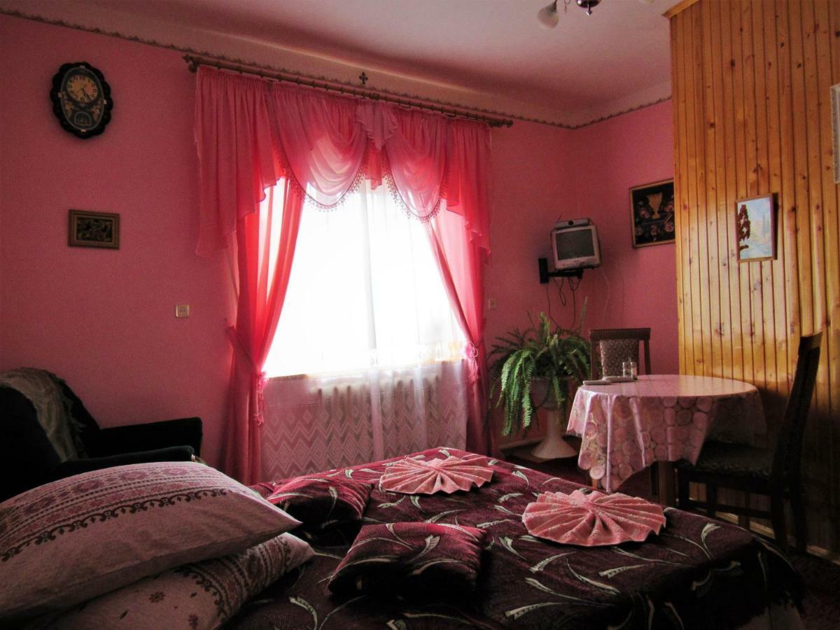 Hotel Відпочинок У Пронів Slawske Exterior foto