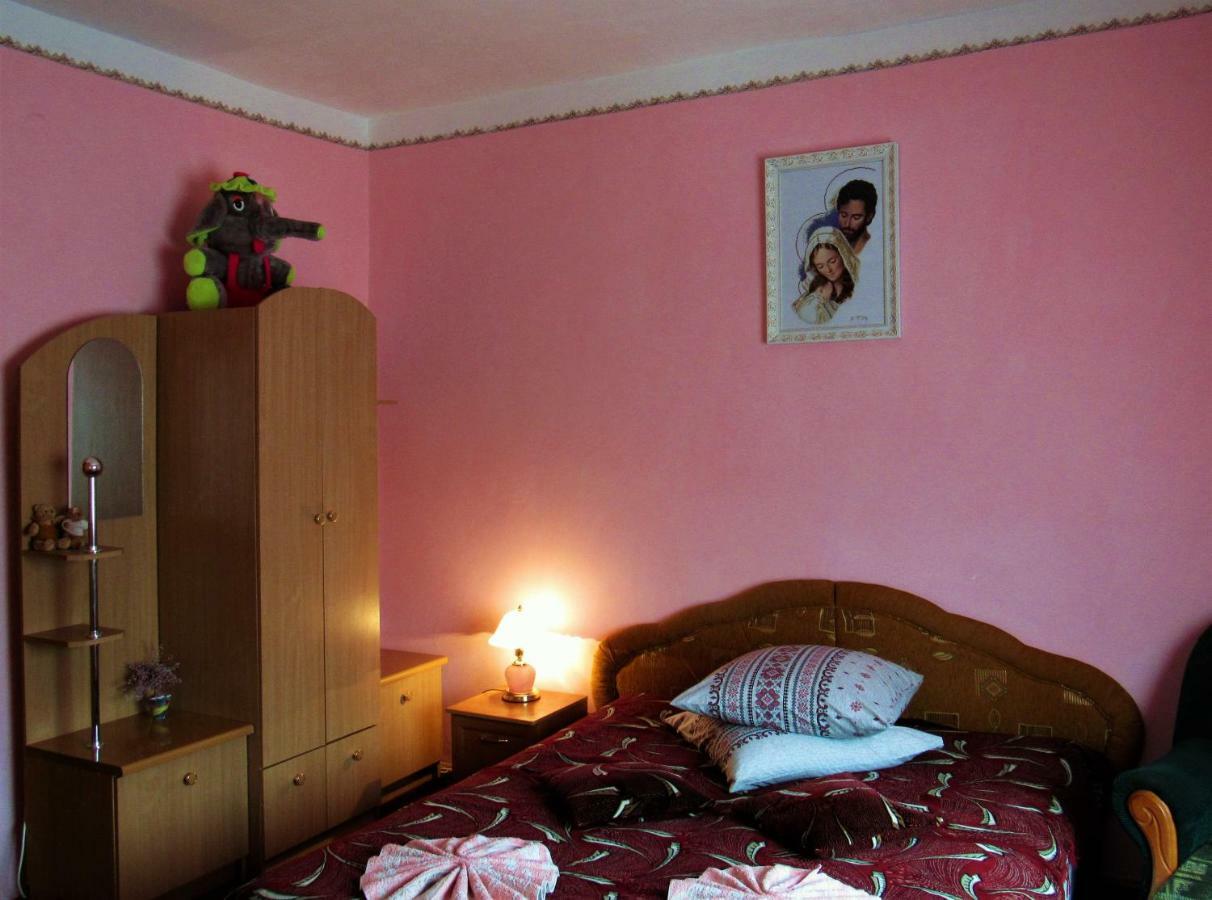 Hotel Відпочинок У Пронів Slawske Exterior foto