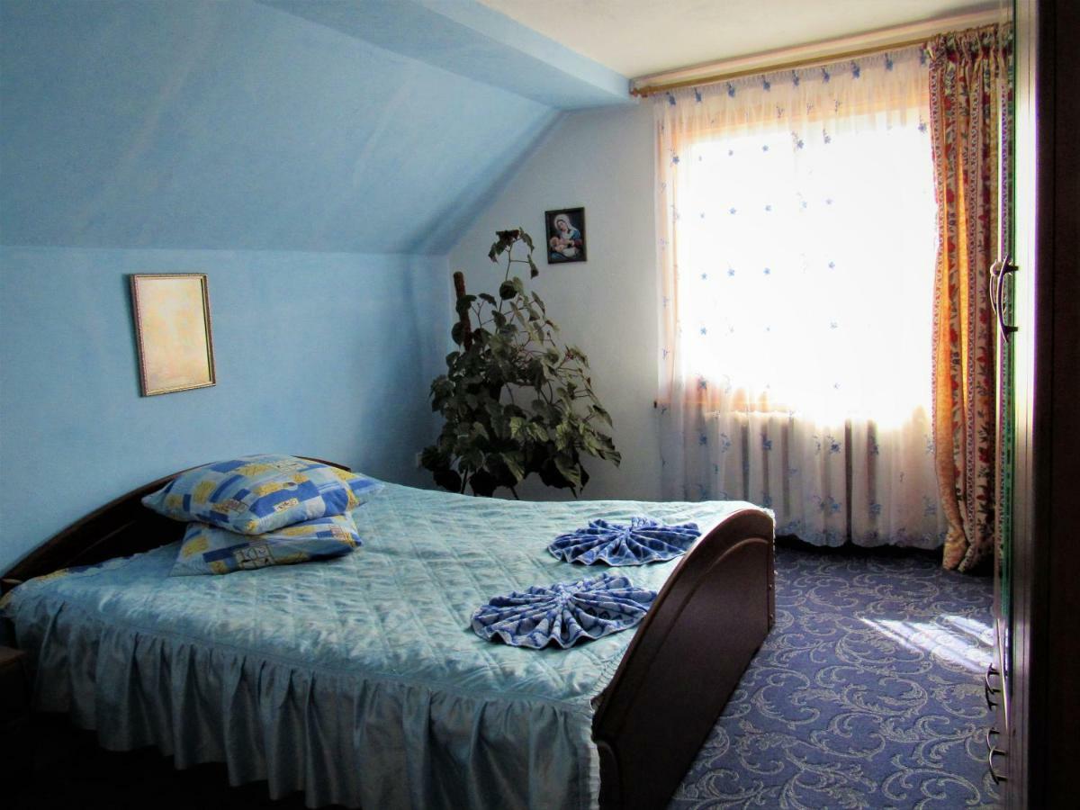Hotel Відпочинок У Пронів Slawske Exterior foto